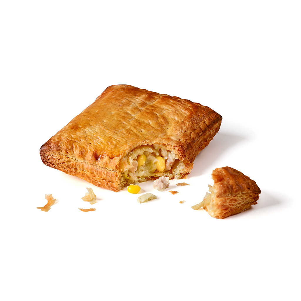 chicken and sweetcorn pasty